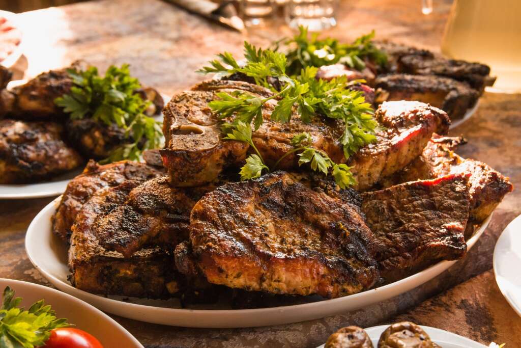 Carne cocinada